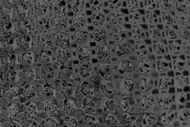 Çizik ve çatlaklarla dolu pis bir doku.