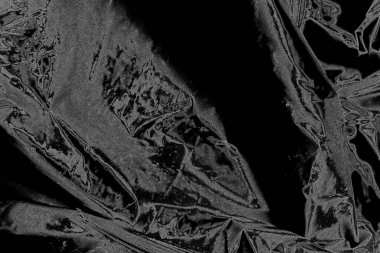 Çizik ve çatlaklarla dolu pis bir doku.