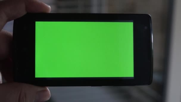 Ruční Použití Mobilního Telefonu Zelenou Obrazovkou Zelená Obrazovka Mokup Šablony — Stock video