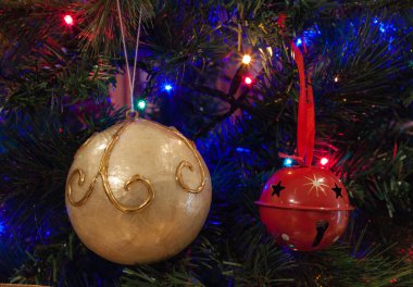 Noel süslemeleri ve ışıkları