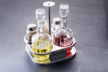 balsamik sirke ve zeytinyağı