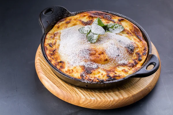 süzme peynir güveç Pan ile pudra şekeri