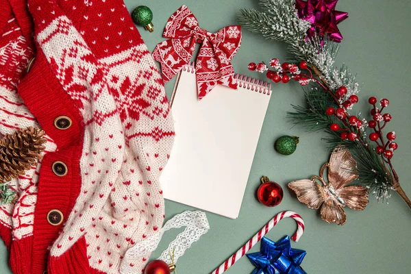 Tarjeta Navidad Con Cajas Decoraciones —  Fotos de Stock