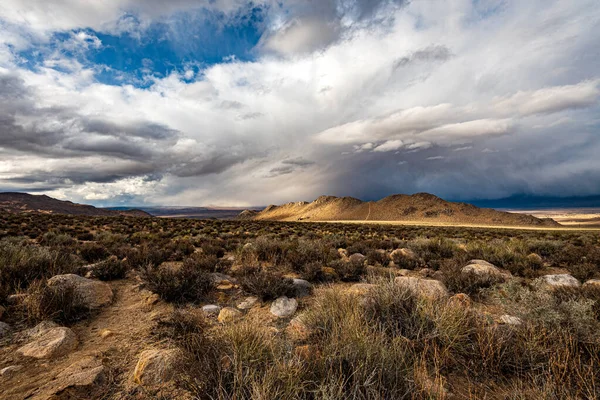 Hermoso Paisaje Con Valle Del Desierto Cielo Azul — Foto de Stock