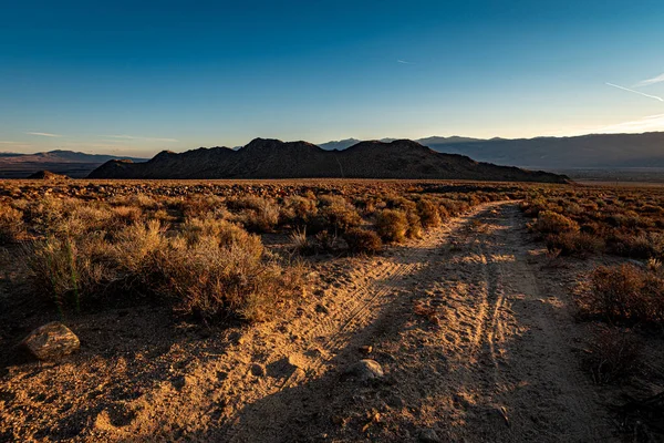 Hermoso Paisaje Con Valle Del Desierto Cielo Azul — Foto de Stock