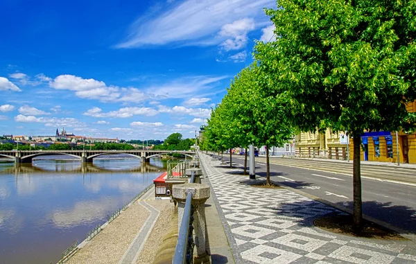 Prague Castle, river and street — Stock Photo, Image