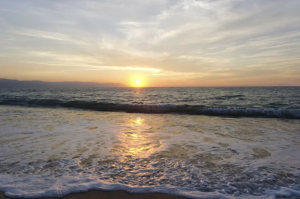 Plaża zachód fala oceanu — Zdjęcie stockowe