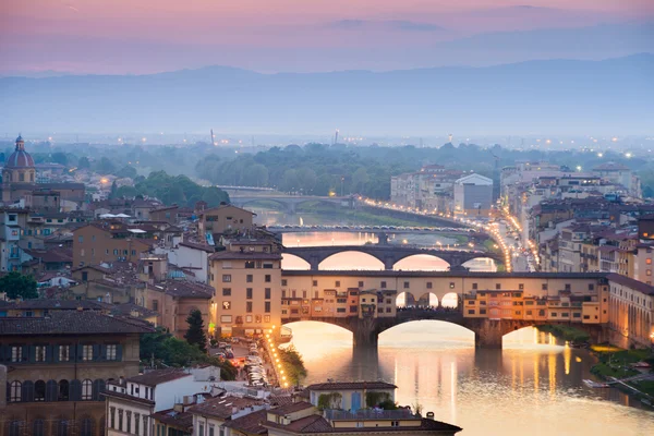Ponte Vecchio Arno Nehri, Floransa — Stok fotoğraf