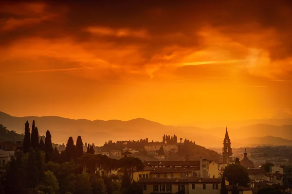 Vacker solnedgång i Florens — Stockfoto