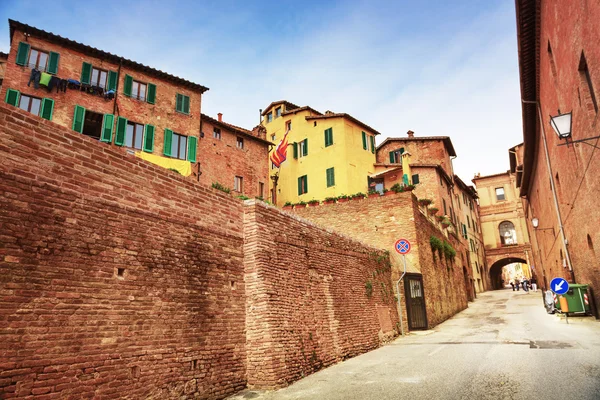 Small street in Sienna — Stock Photo, Image