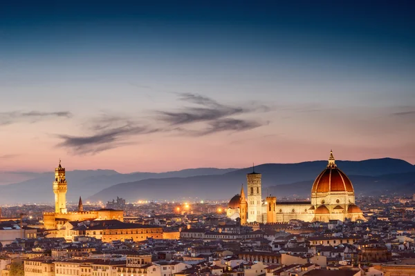 Hermosa puesta de sol en Florencia — Foto de Stock