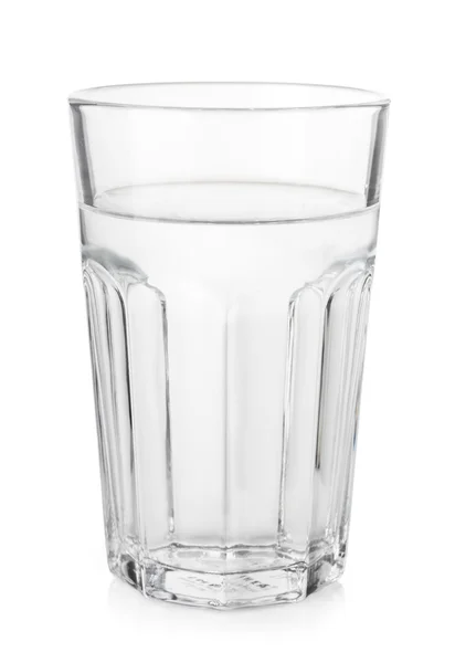 Vidrio transparente con agua mineral —  Fotos de Stock
