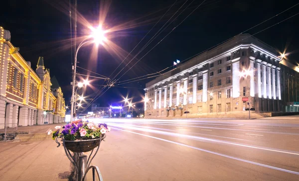 Ночной городской пейзаж в Новосибирске — стоковое фото