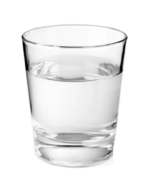 Verre transparent avec eau minérale — Photo