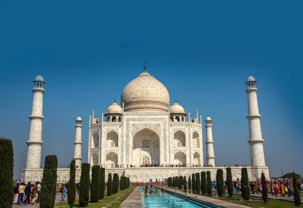 Агра Індія Лютого 2018 Туристи Індії Всьому Світу Відвідують Тадж — стокове фото