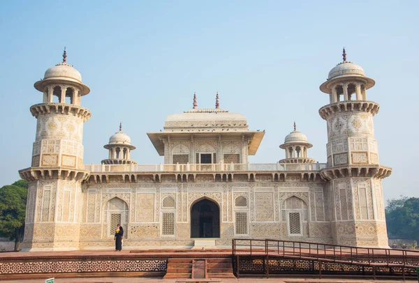 印度阿格拉最有名的地标 Mad Daulah Baby Taj或Jewel Box墓 — 图库照片