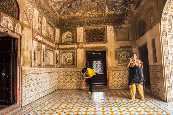 Tourist Tmad Daulah Baby Taj Agra Ινδία — Φωτογραφία Αρχείου