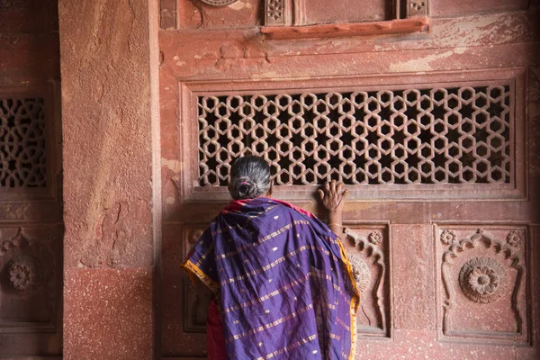 Agra India Febrero 2018 Los Turistas Visitan Fuerte Rojo Agra — Foto de Stock