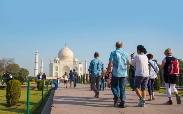 Agra India February 2018 Tourists India World Visit Taj Mahal — Stock Photo, Image
