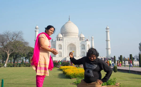 Agra India February 2018 Turisté Indie Celého Světa Navštíví Taj — Stock fotografie