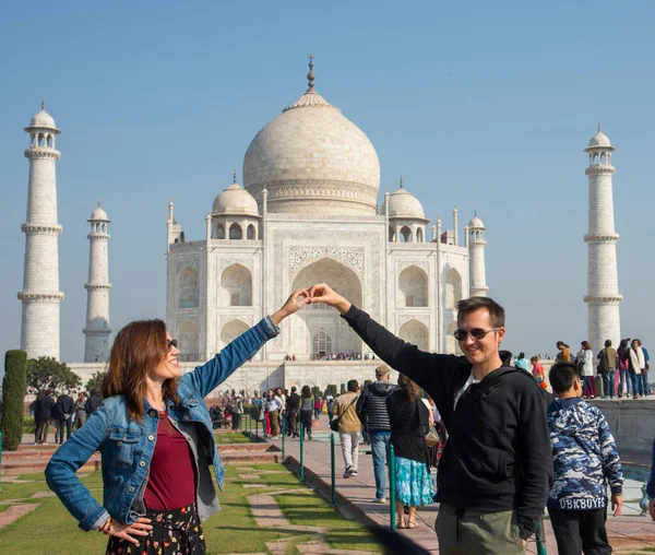 Agra India February 2018 Turisté Indie Celého Světa Navštíví Taj — Stock fotografie