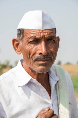 Hintli çiftçinin portresi.