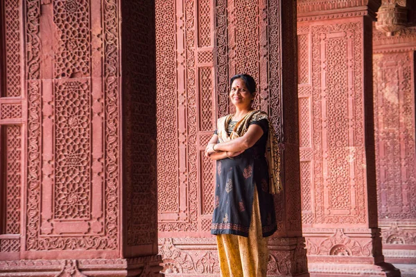 Mujeres Turistas Fuerte Rojo Agra Patrimonio Humanidad Por Unesco — Foto de Stock