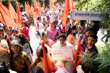 AMRAVATI, MAHARASHTRA, INDIA, 22 Eylül 2016: Maratha cemaati, Maharashtra hükümetine karşı toplumda rezervasyon ve Vahşet Yasası değişiklikleri nedeniyle protestocular yürüyüşü.