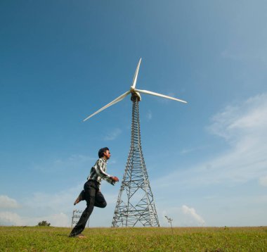 CHIKHALDARA, MAHARASHTRA, INDIA 18 Eylül 2019: Tanımlanamayan turist ziyareti ve Maharashtra 'daki popüler turizm beldesi, tepe istasyonlarında doğanın tadını çıkarmak.