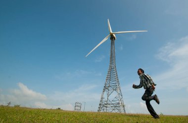 CHIKHALDARA, MAHARASHTRA, INDIA 18 Eylül 2019: Tanımlanamayan turist ziyareti ve Maharashtra 'daki popüler turizm beldesi, tepe istasyonlarında doğanın tadını çıkarmak.