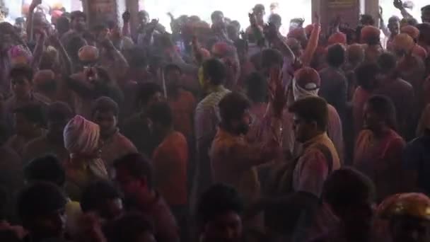 Barsana India Marzo 2017 Gente Local Aldeanos Jugando Con Colores — Vídeos de Stock