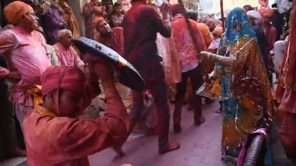 Vrindavan India Marzo 2017 Vedova Indiana Che Celebra Holi Festa — Video Stock