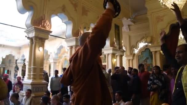 Vrindavan India Března 2017 Hare Krishna Hraje Kirtan Skanduje Interiéru — Stock video