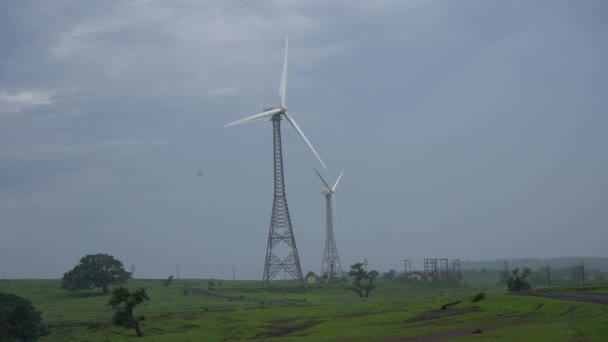 Chikhaldara Maharashtra India Июля 2013 Года Ветряная Мельница Энергия Ветра — стоковое видео