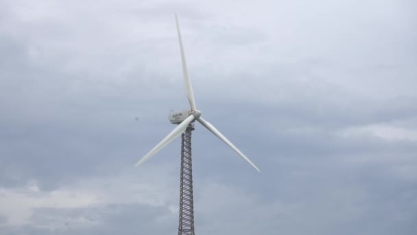 Chikhaldara Maharashtra India July 2013 Windmill Wind Power Alternative Energy — 图库视频影像