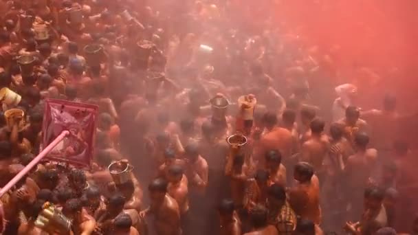 Vrindavan India Březen 2017 Indická Vdova Slaví Holi Hinduistický Jarní — Stock video