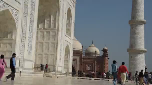 Agra India Fevereiro 2018 Turistas Índia Todo Mundo Visitam Taj — Vídeo de Stock