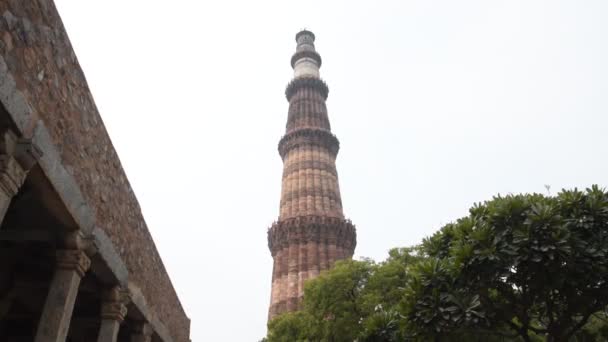 Qutub Minar Qutub Minar World Tallest Minaret Height Its Unesco — Stock Video