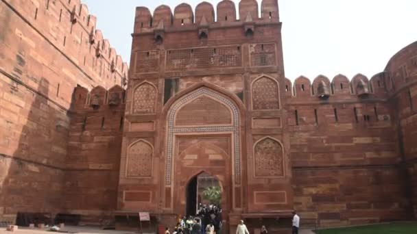 Agra India February 2018 Tourists Red Fort Agra Fort Very — Stock Video