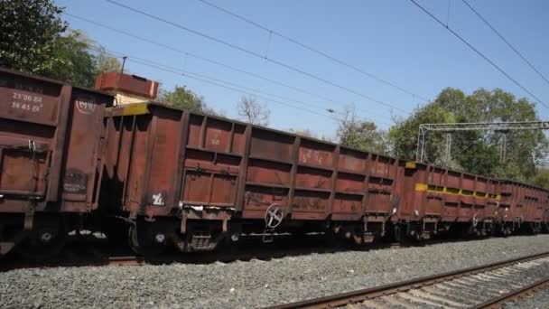 Ferrocarriles Indios Tren Pasajeros Tren Disparo Desde Ventana — Vídeo de stock