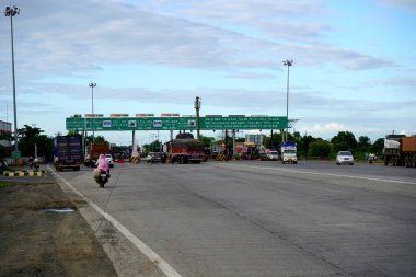 Hindistan, 6 numaralı otoyoldaki yol tabelası..