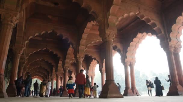 Delhi India Enero 2018 Turista Gente Local Visitando Histórico Fuerte — Vídeos de Stock
