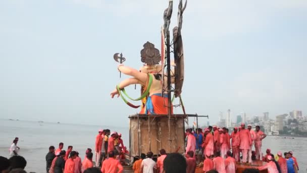 Mumbai India September 2018 Ganesha Idol Transporteras Havet För Nedsänkning — Stockvideo