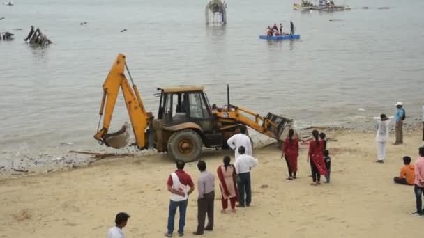 Mumbai India Wrzesień 2018 Zanieczyszczenie Morza Odpadami Czystymi Przez Pracowników — Wideo stockowe