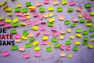 Kala Ghoda Sanat Festivali, Mumbai 'de sanat çalışmaları..