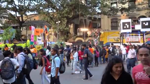 Mumbai India Ruary 2020 Människor Besöker Och Njuter Kala Ghoda — Stockvideo