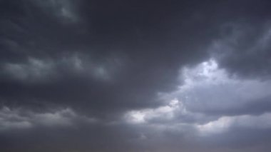 Doğa Ortamı, Kara Dev Bulutlar, Gökyüzü Kara Fırtınalı Bulutlar, Fırtına Bulutları.
