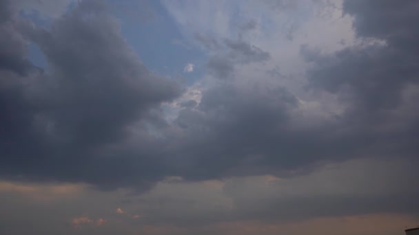 Natureza Ambiente Nuvens Enormes Escuras Céu Nuvens Negras Tempestuosas Nuvens — Vídeo de Stock