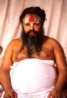 NASHIK, INDIA, 27 Ağustos 2015: Nashik 'te maha kumbh mela' ya katılan kutsal sadhu baba portresi.