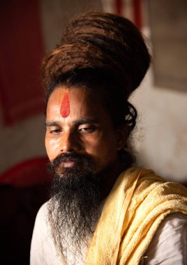 NASHIK, INDIA, 27 Ağustos 2015: Kumbh Mela 'daki kutsal adam Hindu sadhu' nun portresi